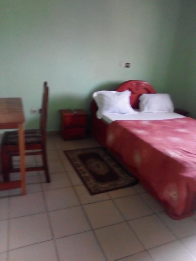 Hotel Kdv Bonaberi Luaran gambar