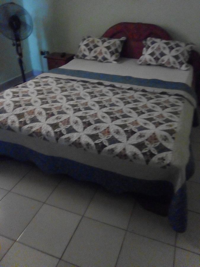 Hotel Kdv Bonaberi Luaran gambar